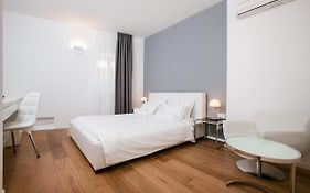 Divota Apartment Hotel Split 4*